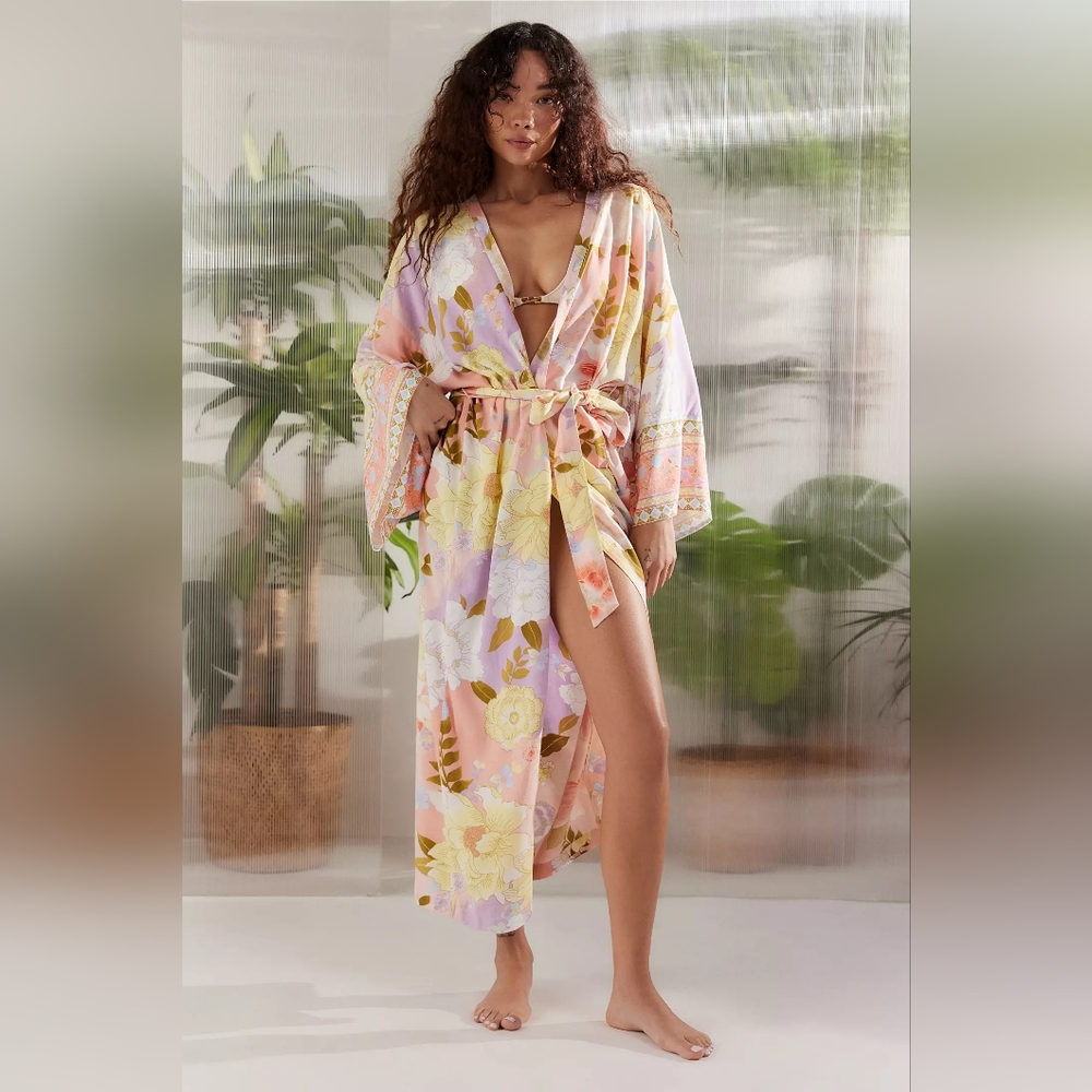 Billabong Head Over Heels Floral Cover-Up Kimono Robe S/M